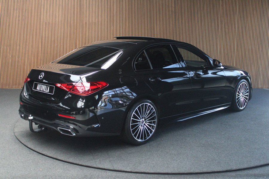 Mercedes-Benz C-Klasse 180 AMG Panodak Leer Camera  Nightpack Navi Burmester PTS Ambient LM velgen Afneemb. trekhaak