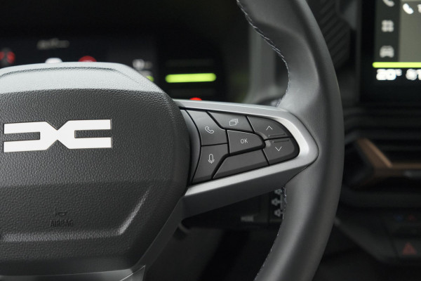 Dacia Duster TCe 130 Mild Hybrid Extreme | Camera | Apple Carplay | Automatische Parkeerrem