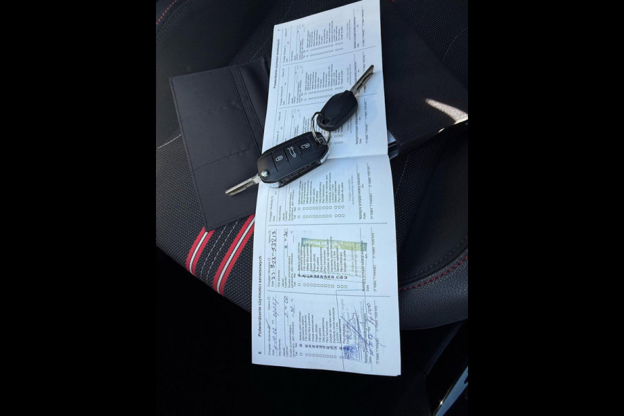 Opel Corsa 1.2 GS Line 101 PK vol opties