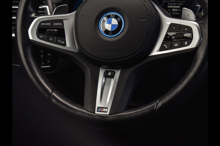 BMW X3 xDrive30e M-SPORT | CRUISE CONTROL | ELEKTR. TREKHAAK | ACHTERUITRIJ CAMERA | STOEL- EN STUUR VERWARMING |