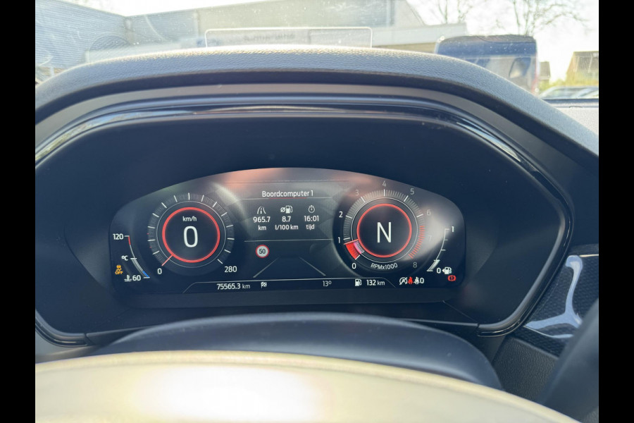 Ford Focus 2.3 EcoBoost ST-X 280pk | Winter Pack | Adaptive cruise control | Sper diff | Head up Display | Camera | AGR-stoelen