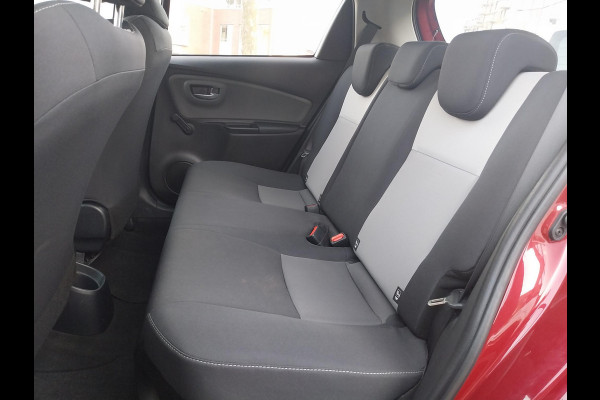 Toyota Yaris 1.5 Hybrid Active | Dealer onderhouden | Camera | Bluetooth | Climate Control |
