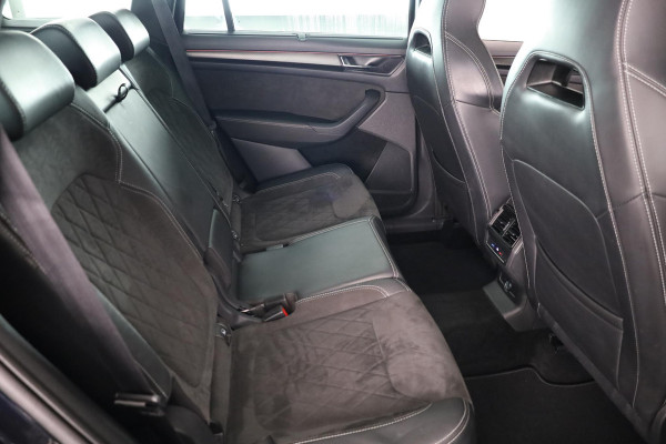 Škoda Kodiaq 1.5 TSI Sportline Business 150 pk Automaat (DSG) | Navigatie | Panoramadak | Parkeersensoren | Achteruitrijcamera | Adaptieve cruise control | Stoelverwarming | Canton audio |