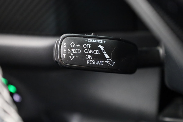 Škoda Kodiaq 1.5 TSI Sportline Business 150 pk Automaat (DSG) | Navigatie | Panoramadak | Parkeersensoren | Achteruitrijcamera | Adaptieve cruise control | Stoelverwarming | Canton audio |
