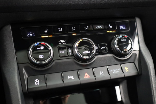 Škoda Kodiaq 1.5 TSI Sportline Business 150 pk Automaat (DSG) | Navigatie | Panoramadak | Parkeersensoren | Achteruitrijcamera | Adaptieve cruise control | Stoelverwarming | Canton audio |