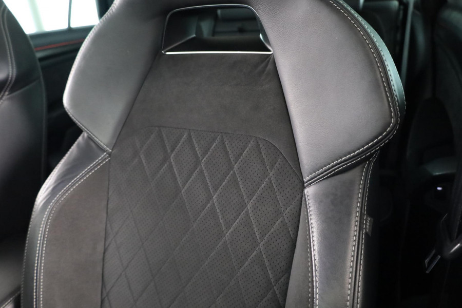 Škoda Kodiaq 1.5 TSI Sportline Business 150 pk Automaat (DSG) | Navigatie | Panoramadak | Parkeersensoren | Achteruitrijcamera | Adaptieve cruise control | Stoelverwarming | Canton audio |