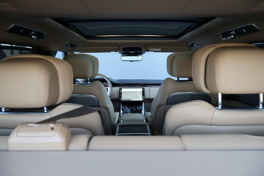 Land Rover Range Rover P530 4.4 V8 Autobiography | BTW AUTO | MERIDIAN REFERENCE AUDIO | 23" | ACHTERASBESTURING | CARPLAY | STOELKOELING/VERWARMING V+ HEAD-UP | LASER-LED KOPLAMPEN | ETC