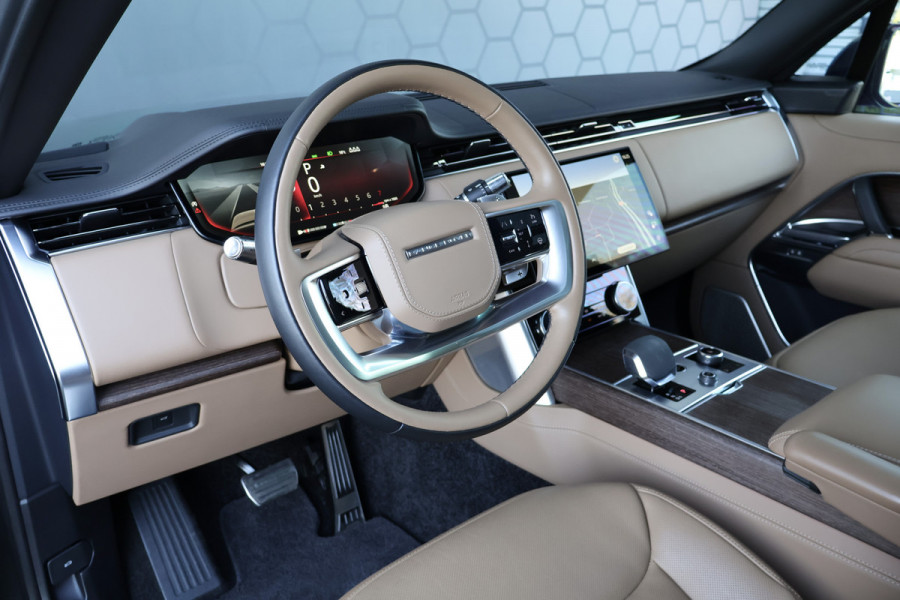 Land Rover Range Rover P530 4.4 V8 Autobiography | BTW AUTO | MERIDIAN REFERENCE AUDIO | 23" | ACHTERASBESTURING | CARPLAY | STOELKOELING/VERWARMING V+ HEAD-UP | LASER-LED KOPLAMPEN | ETC