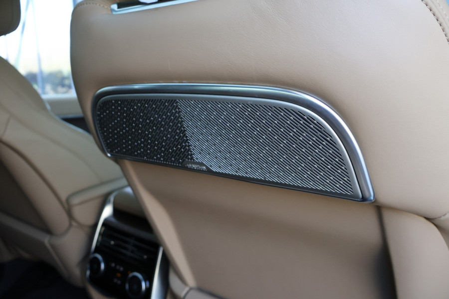 Land Rover Range Rover P530 4.4 V8 Autobiography | BTW AUTO | MERIDIAN REFERENCE AUDIO | 23" | ACHTERASBESTURING | CARPLAY | STOELKOELING/VERWARMING V+ HEAD-UP | LASER-LED KOPLAMPEN | ETC