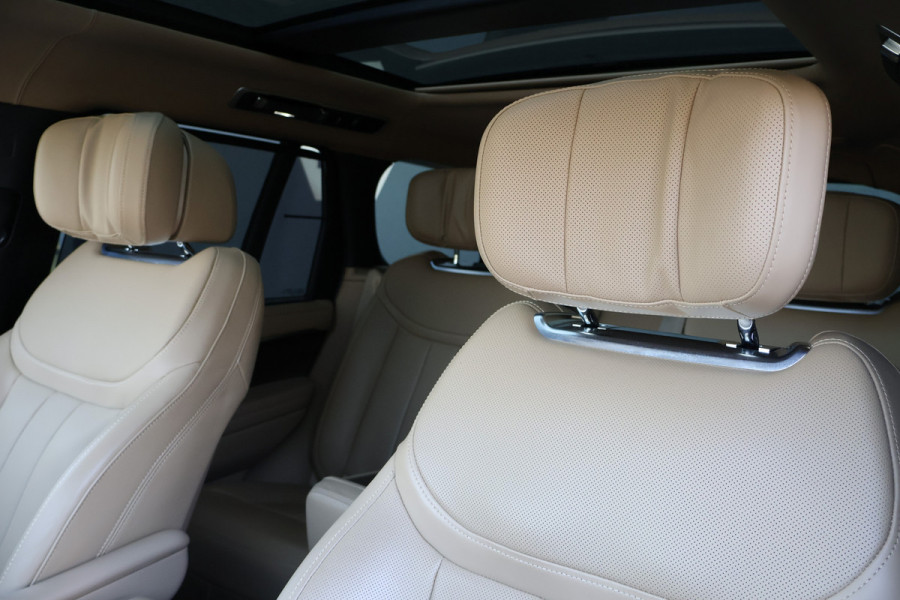 Land Rover Range Rover P530 4.4 V8 Autobiography | BTW AUTO | MERIDIAN REFERENCE AUDIO | 23" | ACHTERASBESTURING | CARPLAY | STOELKOELING/VERWARMING V+ HEAD-UP | LASER-LED KOPLAMPEN | ETC