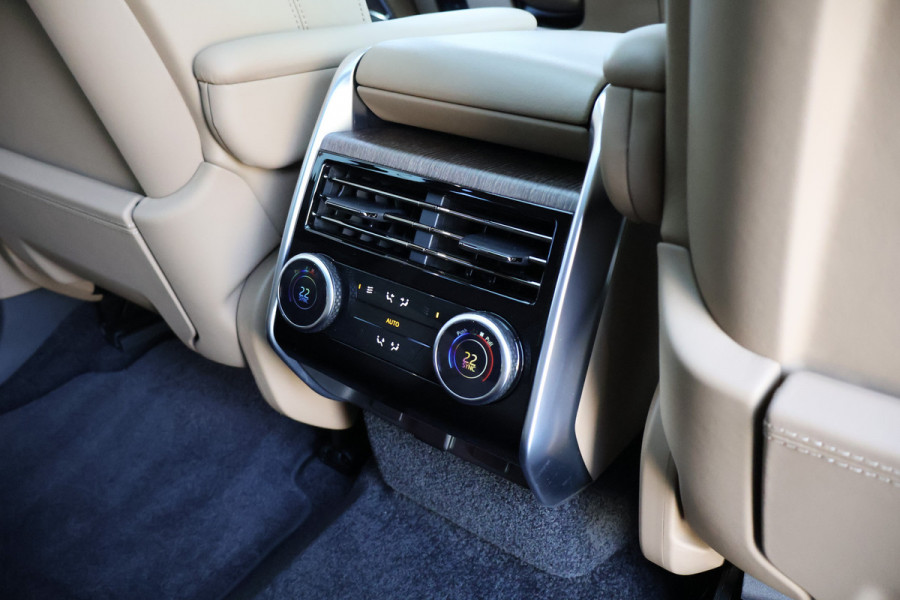 Land Rover Range Rover P530 4.4 V8 Autobiography | BTW AUTO | MERIDIAN REFERENCE AUDIO | 23" | ACHTERASBESTURING | CARPLAY | STOELKOELING/VERWARMING V+ HEAD-UP | LASER-LED KOPLAMPEN | ETC
