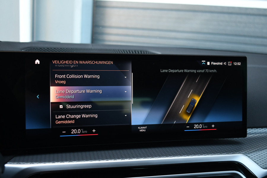 BMW 3 Serie Touring 320e M-Sport ACC HUD Sfeer Camera HiFi Stuurverw