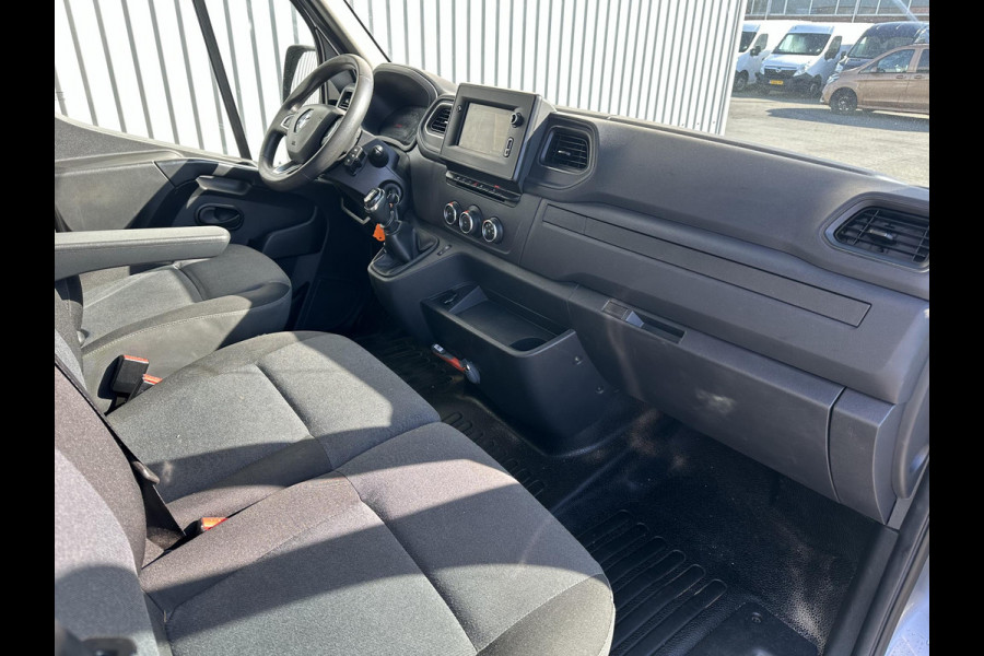 Renault Master T35 2.3 dCi 180 L2H2*A/C*CRUISE*NAVI*CAM*TEL*3PER*