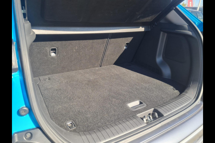 Hyundai Kona 1.6 GDI HEV Premium