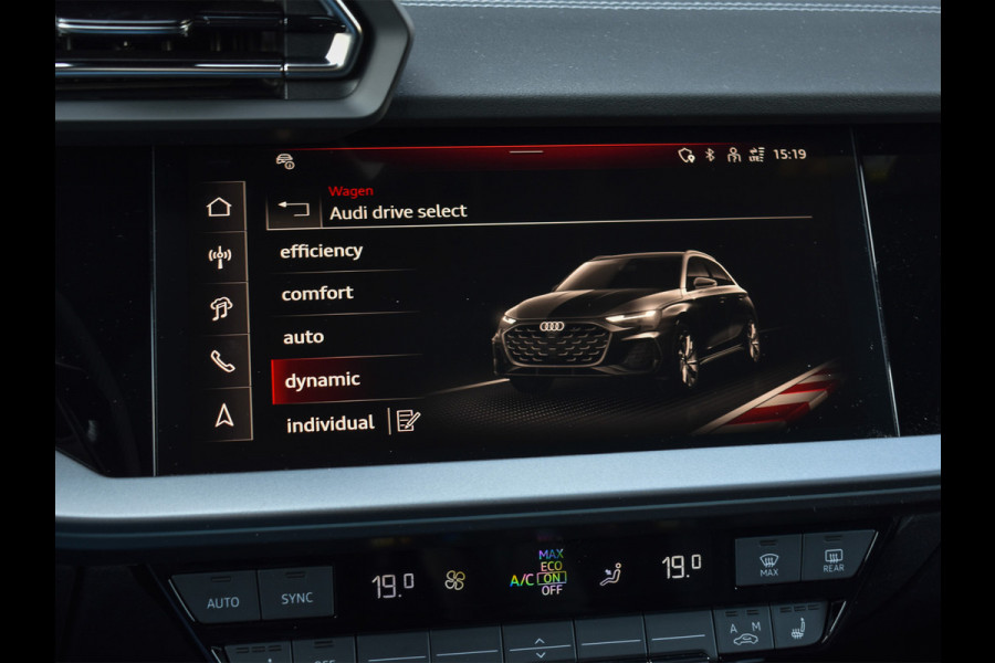 Audi A3 Sportback 45 TFSI e S EDITION COMPETITION | PANORAMADAK | S-SEATS | SONOS SOUND | CAMERA | BLACK-OPTIC | AMBIANCE INTERIEUR