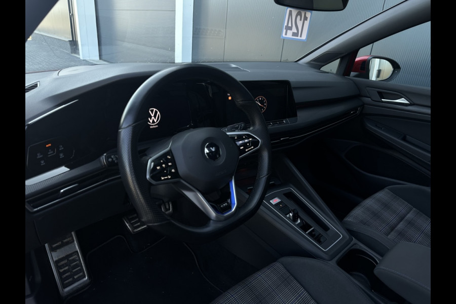 Volkswagen Golf 1.4 eHybrid GTE 245pk FULL PANO CAMERA NAVI SFEER IQ LIGHT