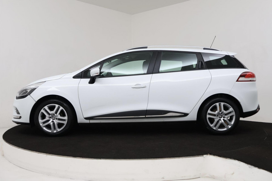 Renault Clio Estate 0.9 TCe Zen (PARKEERSENSOREN, CRUISE CONTROL, NAVIGATIE, BLUETOOTH)