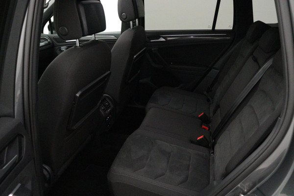 Volkswagen Tiguan 1.5 TSI ACT Highline Business R Automaat (PANORAMADAK, VIRTUAL COCKPIT, TREKHAAK, STOELVERWARMING, 1e EIGENAAR)