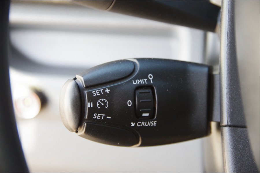 Peugeot Expert 231L3 2.0 BlueHDI 120PK, APPLE CARPLAY, NAVI, CRUISE, AIRCO, PARKEERSENSOREN,