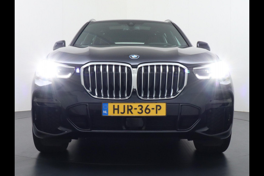 BMW X5 X5 45e HIGH EXECUTIVE M SPORT LUCHTVERING | STOEL/STUUR VERWARMING | DODE HOEK| PANO | BOMVOL|