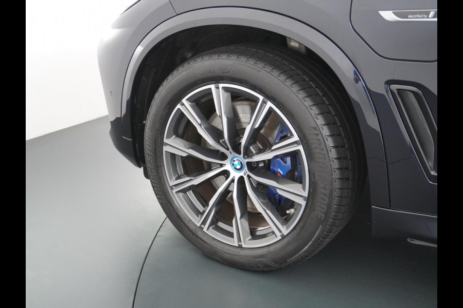 BMW X5 X5 45e HIGH EXECUTIVE M SPORT LUCHTVERING | STOEL/STUUR VERWARMING | DODE HOEK| PANO | BOMVOL|