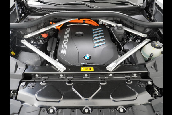 BMW X5 X5 45e HIGH EXECUTIVE M SPORT LUCHTVERING | STOEL/STUUR VERWARMING | DODE HOEK| PANO | BOMVOL|