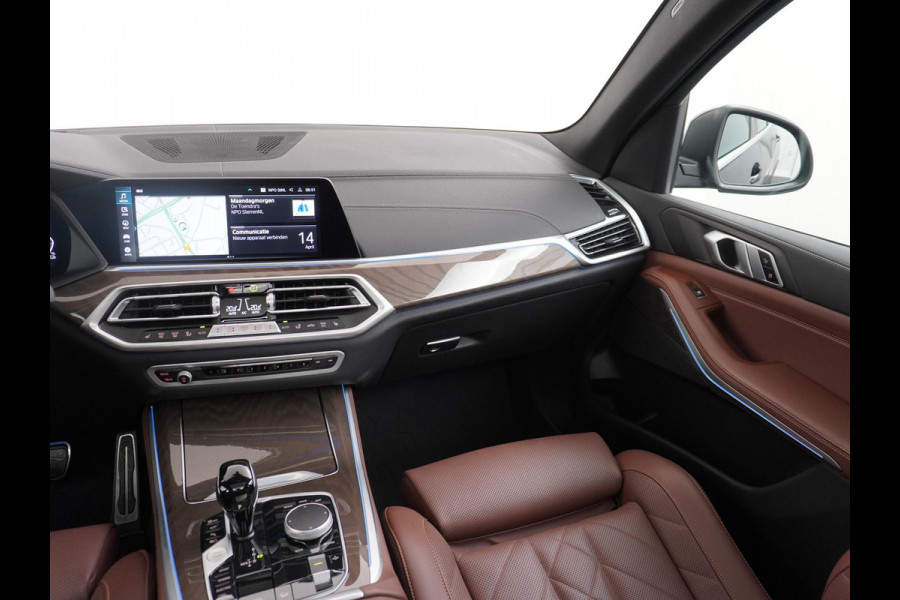 BMW X5 X5 45e HIGH EXECUTIVE M SPORT LUCHTVERING | STOEL/STUUR VERWARMING | DODE HOEK| PANO | BOMVOL|