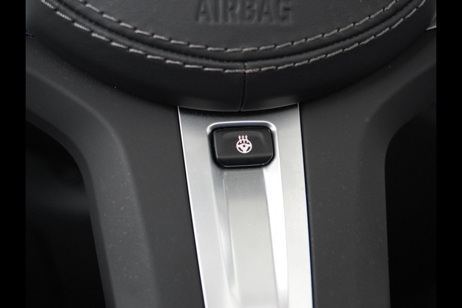 BMW X5 X5 45e HIGH EXECUTIVE M SPORT LUCHTVERING | STOEL/STUUR VERWARMING | DODE HOEK| PANO | BOMVOL|