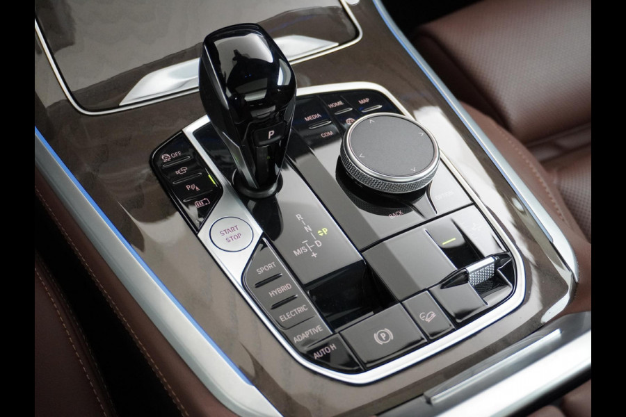 BMW X5 X5 45e HIGH EXECUTIVE M SPORT LUCHTVERING | STOEL/STUUR VERWARMING | DODE HOEK| PANO | BOMVOL|