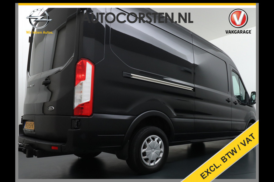 Ford Transit 350 2.0TDCI L3H2 3-Persoons Airco Trekhaak Cruise Control Voorruit verwarmbaar Pdc Licht/Regensensor Trend Bluetooth Betoplex vloer Lat om Lat Wand Betimmering 1e Eigenaar Euro 6 Trekgewicht 2.500KG