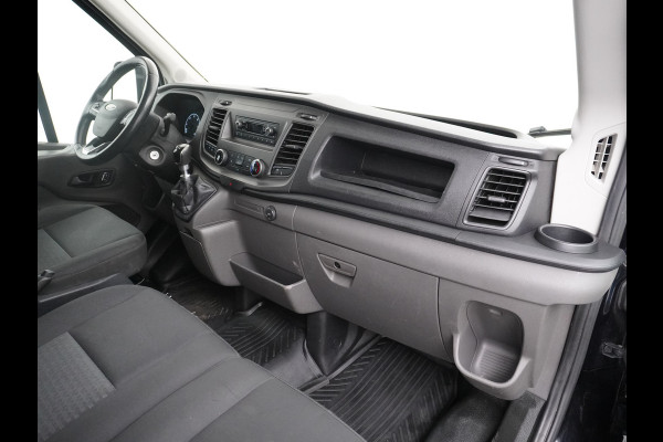 Ford Transit 350 2.0TDCI L3H2 3-Persoons Airco Trekhaak Cruise Control Voorruit verwarmbaar Pdc Licht/Regensensor Trend Bluetooth Betoplex vloer Lat om Lat Wand Betimmering 1e Eigenaar Euro 6 Trekgewicht 2.500KG