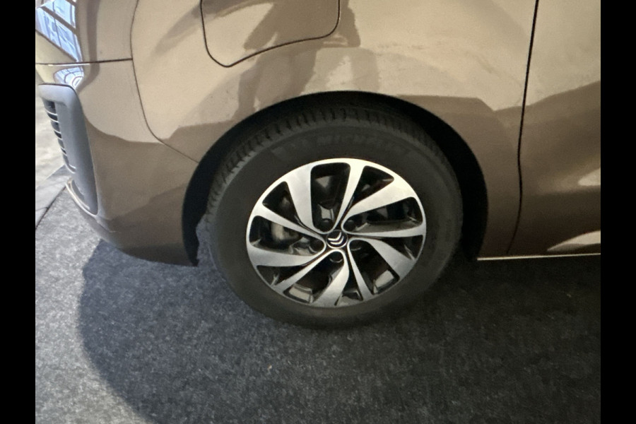 Citroën Ë-Spacetourer 50kWh |Trekhaak |Parkeersensoren | 8 Persoons | Camera | Nette auto! | Prijs inclusief BTW | SoH (batterijcheck) 92,81 % score!