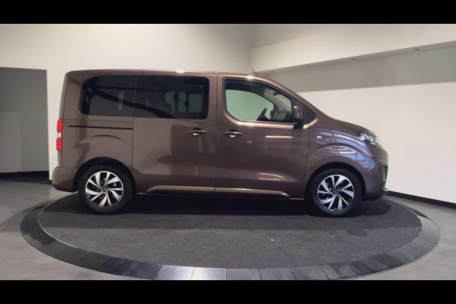 Citroën Ë-Spacetourer 50kWh |Trekhaak |Parkeersensoren | 8 Persoons | Camera | Nette auto! | Prijs inclusief BTW | SoH (batterijcheck) 92,81 % score!