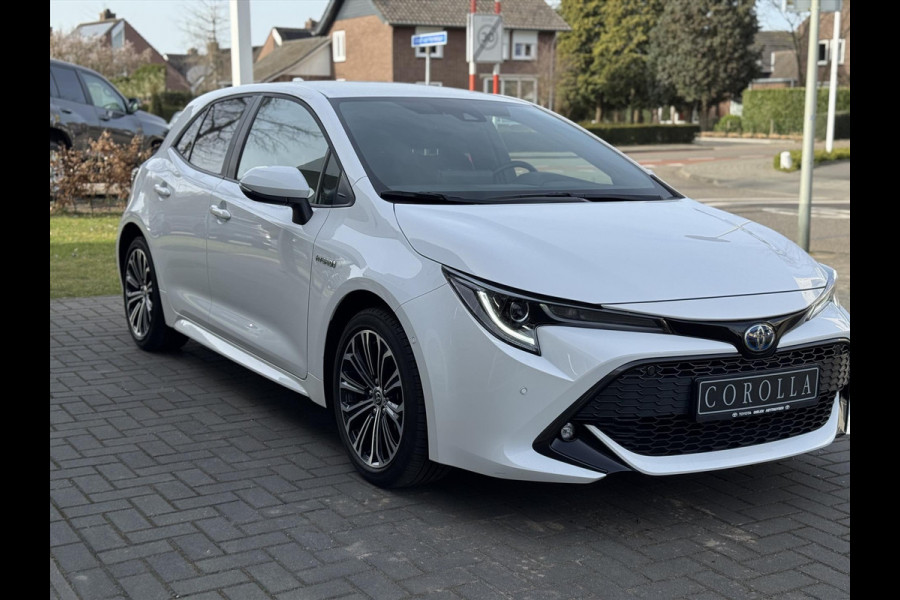 Toyota Corolla 1.8 Hybrid Style | Dodehoekherkenning, Parkeersensoren, Stoel + Stuurverwarming, LED, Apple CarPlay/Android Auto
