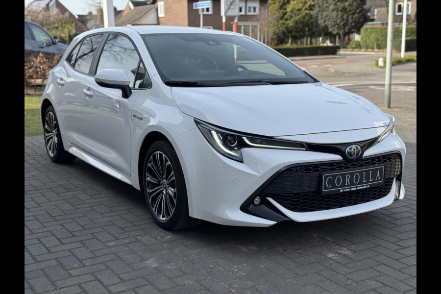 Toyota Corolla 1.8 Hybrid Style | Dodehoekherkenning, Parkeersensoren, Stoel + Stuurverwarming, LED, Apple CarPlay/Android Auto