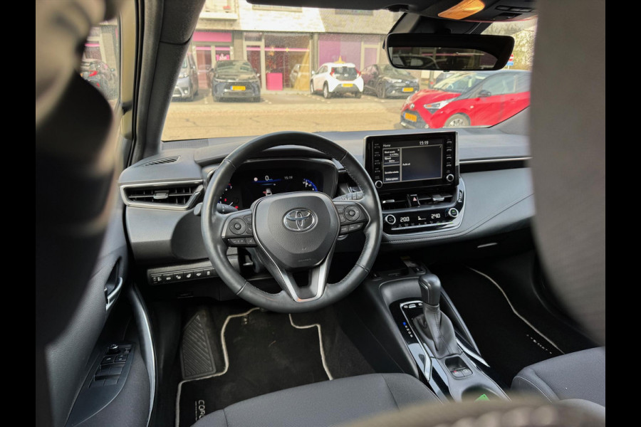 Toyota Corolla 1.8 Hybrid Style | Dodehoekherkenning, Parkeersensoren, Stoel + Stuurverwarming, LED, Apple CarPlay/Android Auto