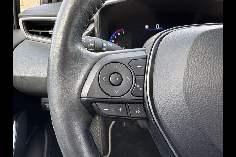 Toyota Corolla 1.8 Hybrid Style | Dodehoekherkenning, Parkeersensoren, Stoel + Stuurverwarming, LED, Apple CarPlay/Android Auto