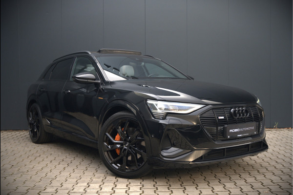 Audi e-tron 50 quattro S edition 71 kWh | S-Line | Panoramadak | Memory Seats | Trekhaak | Luchtvering | Stoelverwarming | Stoelkoeling | Cruise Control | Camera | Keyless | Matrix LED | Leder |
