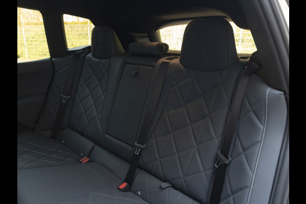 BMW iX M60 - Pano - Bowers & Wilkins - Trekhaak - Stoelventilatie
