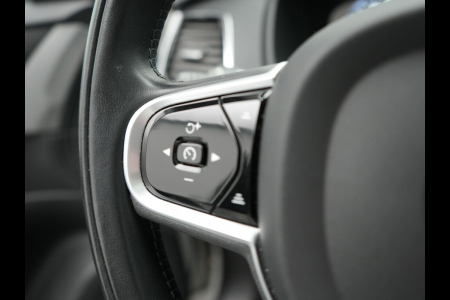 Volvo XC90 T8 Recharge AWD Inscription Plug In Hybrid 7 Persoons INCL BTW PHEV | Panodak | Trekhaak af Fabriek | Adaptive Cruise | Head Up | 22"L.M | 360 Camera | Lederen Sportstoelen Memory | Harman Kardon | Keyless |