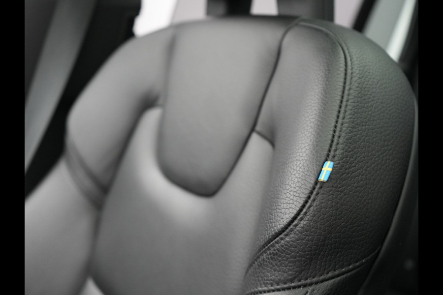 Volvo XC90 T8 Recharge AWD Inscription Plug In Hybrid 7 Persoons INCL BTW PHEV | Panodak | Trekhaak af Fabriek | Adaptive Cruise | Head Up | 22"L.M | 360 Camera | Lederen Sportstoelen Memory | Harman Kardon | Keyless |
