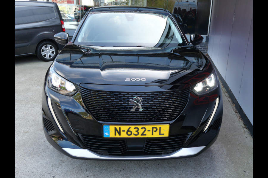 Peugeot e-2008 EV ACTIVE PACK 50 kWh | LED | NAVIGATIE | CARPLAY | CAMERA | 12-2021 | BTW-AUTO!!