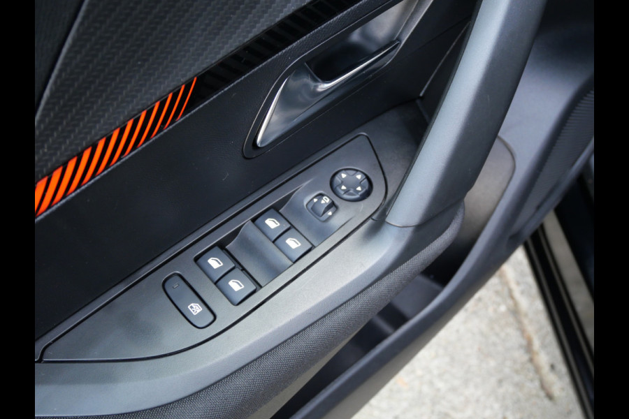 Peugeot e-2008 EV ACTIVE PACK 50 kWh | LED | NAVIGATIE | CARPLAY | CAMERA | 12-2021 | BTW-AUTO!!