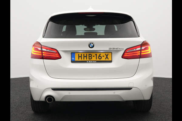 BMW 2 Serie Active Tourer 225xe iPerformance Plug in Hybrid Dealer O.H. PHEV | Sportstoelen Verwarmd | LED Koplampen | Navigatie | Parkeersensoren Voor & Achter | Cruise Control | Climate Control |