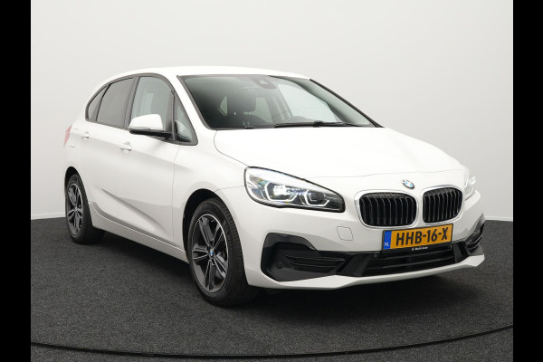 BMW 2 Serie Active Tourer 225xe iPerformance Plug in Hybrid Dealer O.H. PHEV | Sportstoelen Verwarmd | LED Koplampen | Navigatie | Parkeersensoren Voor & Achter | Cruise Control | Climate Control |
