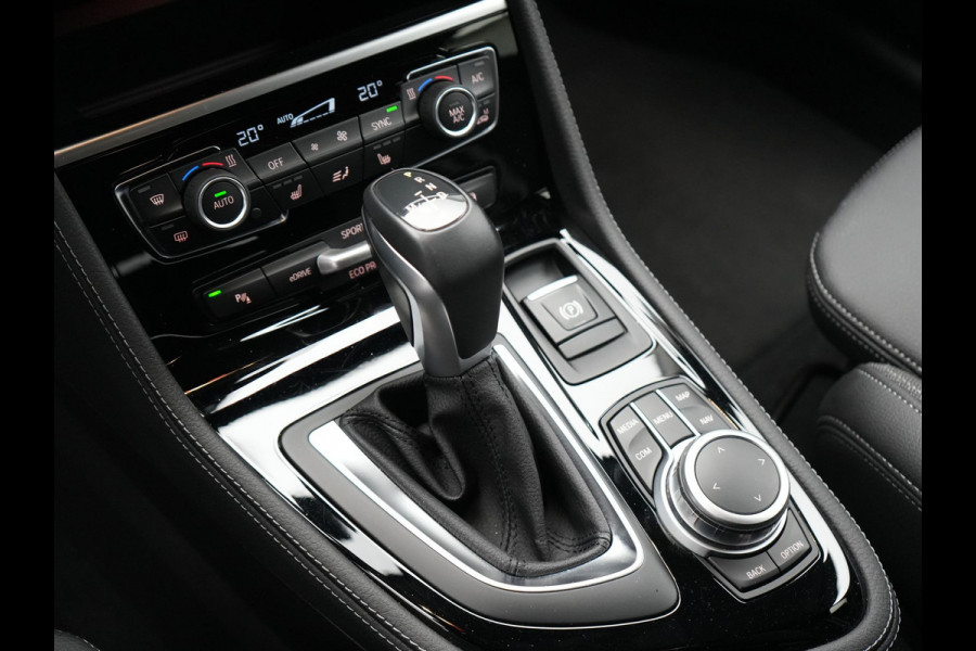 BMW 2 Serie Active Tourer 225xe iPerformance Plug in Hybrid Dealer O.H. PHEV | Sportstoelen Verwarmd | LED Koplampen | Navigatie | Parkeersensoren Voor & Achter | Cruise Control | Climate Control |