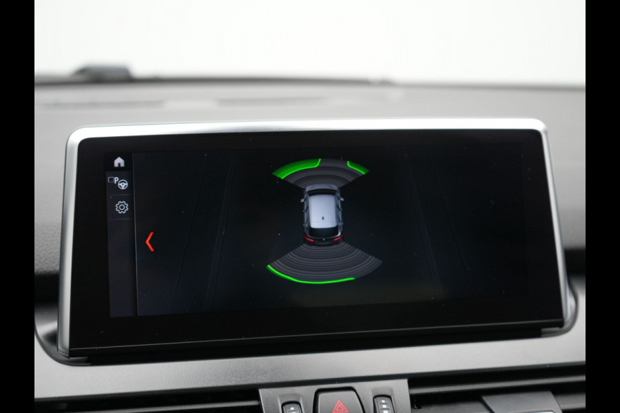 BMW 2 Serie Active Tourer 225xe iPerformance Plug in Hybrid Dealer O.H. PHEV | Sportstoelen Verwarmd | LED Koplampen | Navigatie | Parkeersensoren Voor & Achter | Cruise Control | Climate Control |