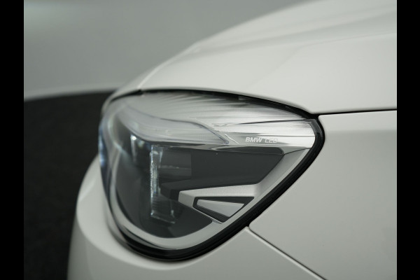 BMW 2 Serie Active Tourer 225xe iPerformance Plug in Hybrid Dealer O.H. PHEV | Sportstoelen Verwarmd | LED Koplampen | Navigatie | Parkeersensoren Voor & Achter | Cruise Control | Climate Control |
