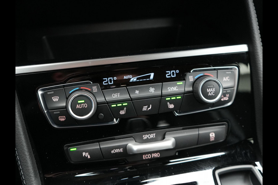 BMW 2 Serie Active Tourer 225xe iPerformance Plug in Hybrid Dealer O.H. PHEV | Sportstoelen Verwarmd | LED Koplampen | Navigatie | Parkeersensoren Voor & Achter | Cruise Control | Climate Control |