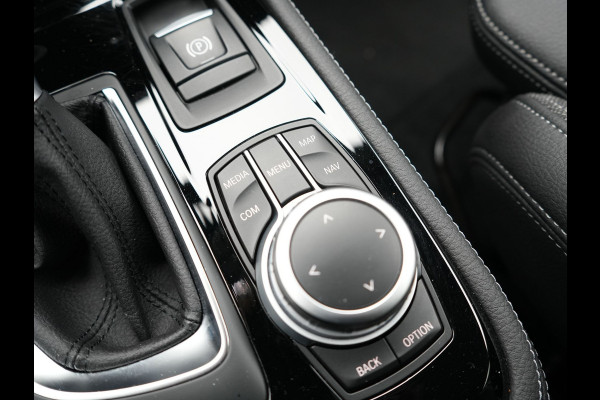 BMW 2 Serie Active Tourer 225xe iPerformance Plug in Hybrid Dealer O.H. PHEV | Sportstoelen Verwarmd | LED Koplampen | Navigatie | Parkeersensoren Voor & Achter | Cruise Control | Climate Control |